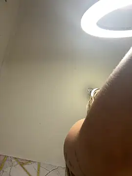 Amiraa_malia webcam