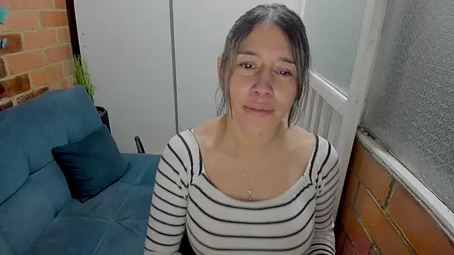 Penelope47 webcam