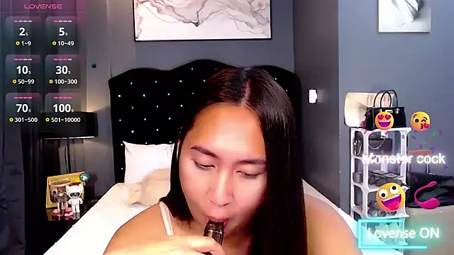 HOTTESTCANDYTS webcam