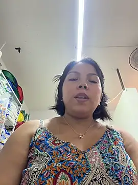 ISABELLA__LUNA webcam