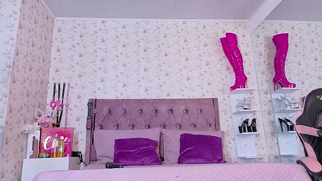 AvrillThomas webcam