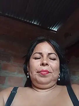 Mother-Big-tits webcam