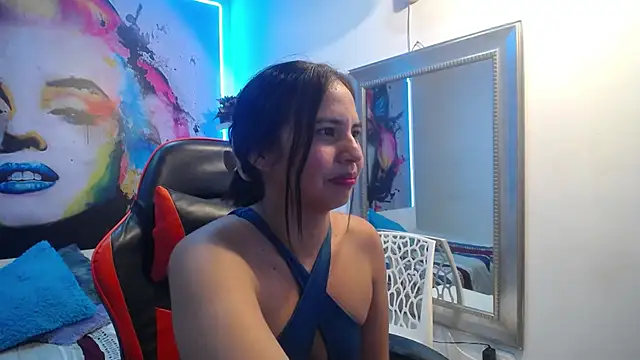 nicol_ross19 webcam