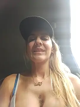 Monita_Med webcam