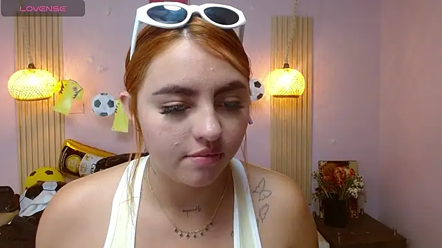 Miley_Clarck webcam