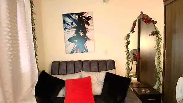 LUCYMILF_SEXY webcam