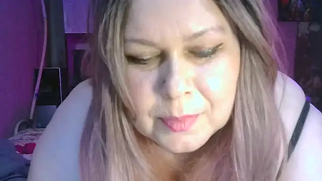 Roksolana5398 webcam