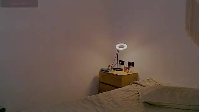 Ali_Foxxy webcam