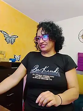 scarlet_wet webcam