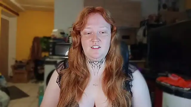 CURVYSAKURA live cam on StripChat