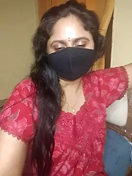 Sravvi499 webcam