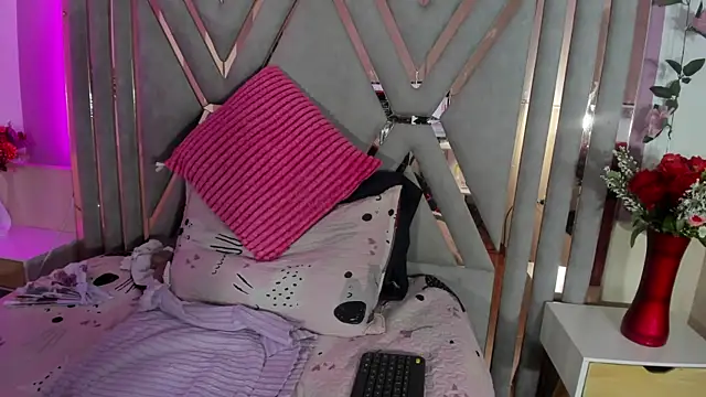 adri_rivera webcam