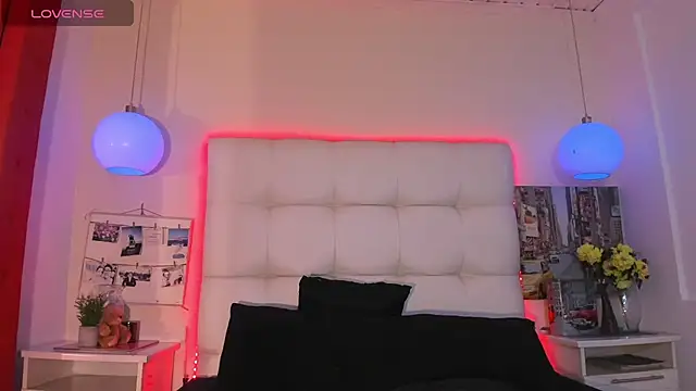 mxli_divine_ webcam