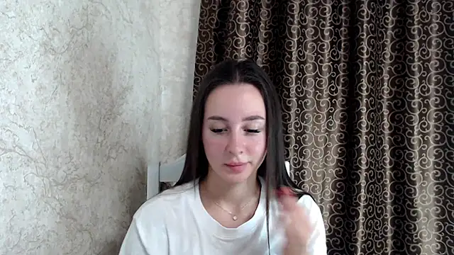Tina_tin85 webcam
