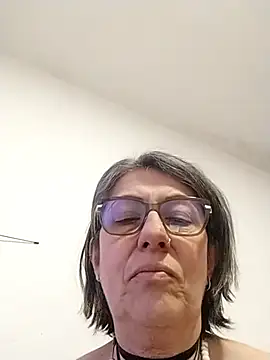 nocturnewhisper webcam