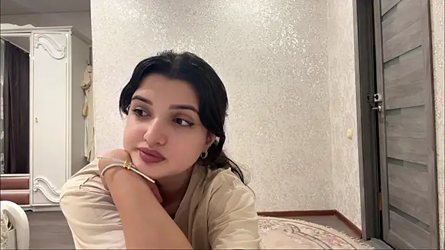 IzzabelSun webcam