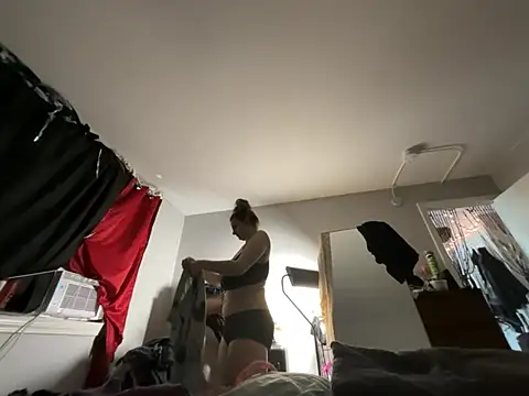 Snowbunnycake_131 webcam