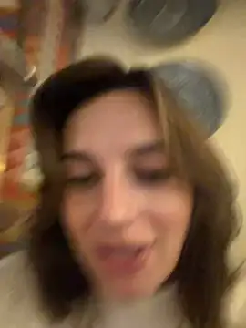 -AngelAri-