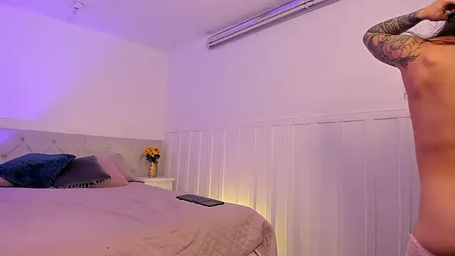 riley_bensongh webcam