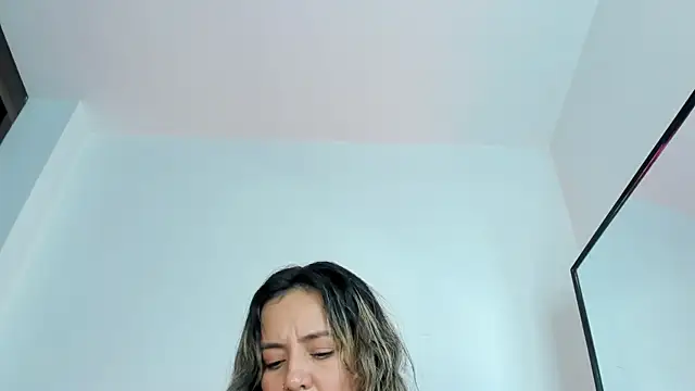miaapril - Miaapril's free webcam