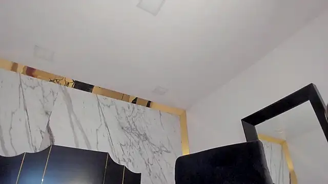 Bylie_Hills live webcam show