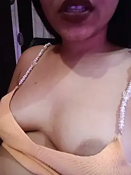 yours_manvii (F young) - Full Nude (Public) 🫦