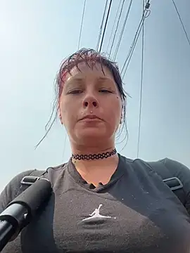 RebelReign live webcam show