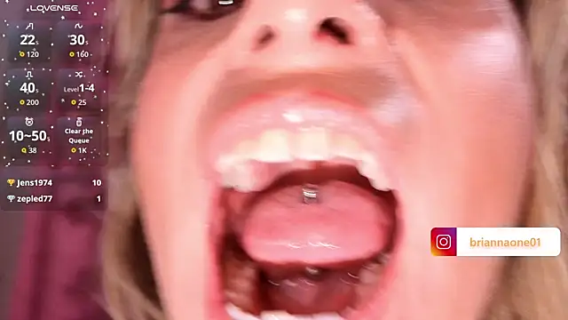 brianna_smoke webcam