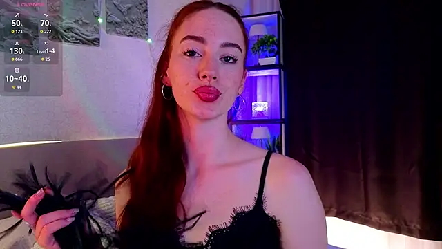 StacyWatts live cam on StripChat