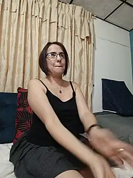 IsisBlake live cam on StripChat