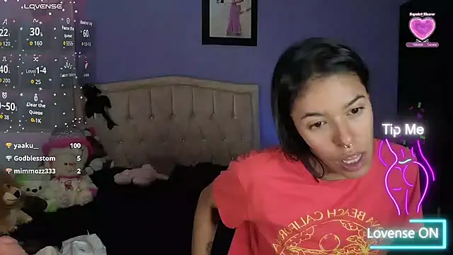 stephania_t live cam on StripChat
