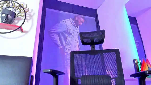 anddy_hugecock webcam