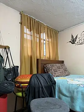 latinfemale webcam