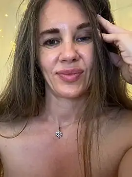 LucieMack live webcam show