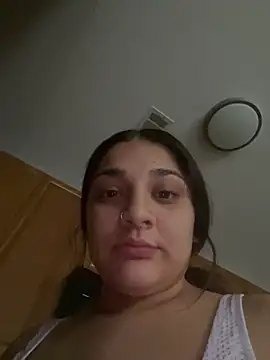 treasurebabii Live Webcam on Stripchat