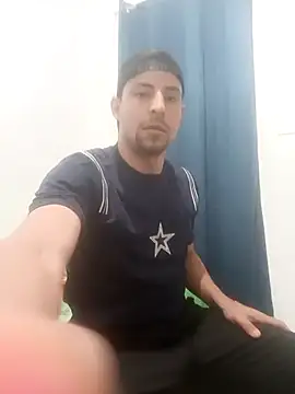 Cris_LaCobra_ webcam