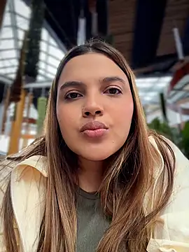 Colibri_xxx live cam on StripChat