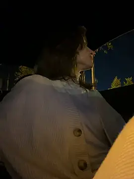 -AngelAri-