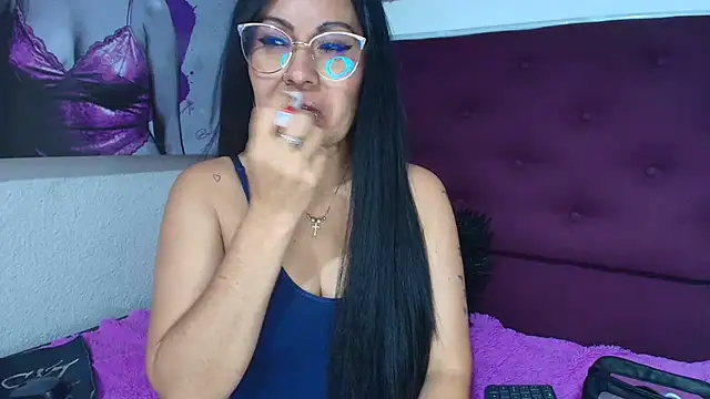Tania_mature webcam