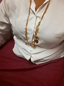 Tamil_Ammani live sex cam