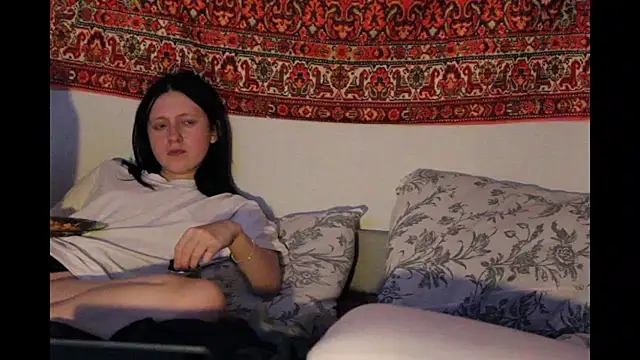 Catherine19Hunt live cam on StripChat