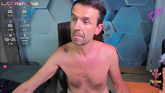 SteveTiger live cam on StripChat