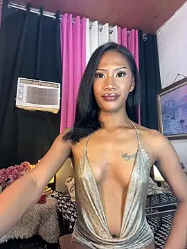 Tarah_victoria_collins live cam on StripChat