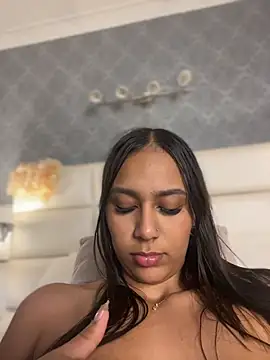 MiilaBlake live cam on StripChat