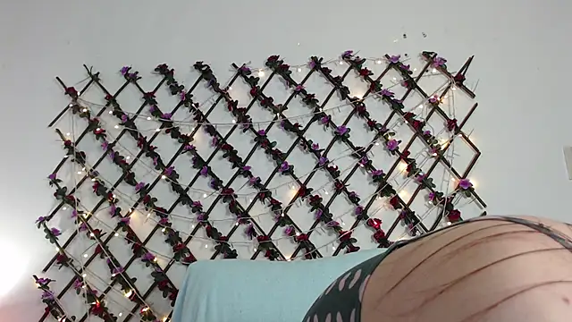 Samantha_Wallker live cam on StripChat