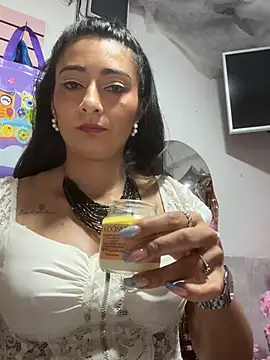 IsabellaMariet live webcam show