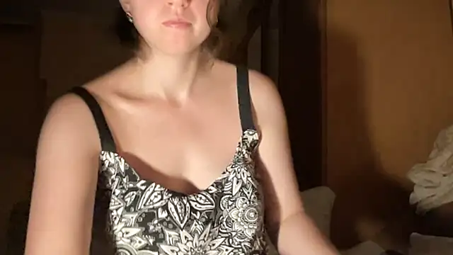 Aphr0ditee live cam on StripChat