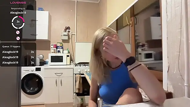 AngelJeni live cam on StripChat