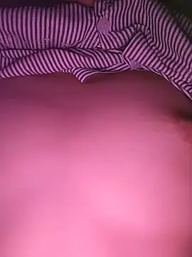 Heo_xxinhxx live cam on StripChat