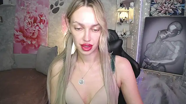NickyAdamidi webcam